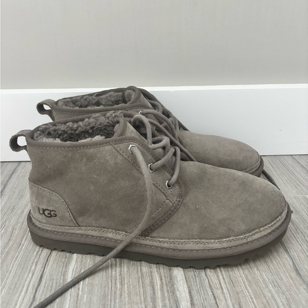 Grey Ugg Neumel Boots